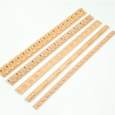 Vyřezávaný dřevěný rám