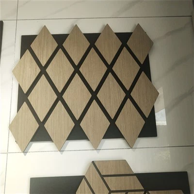 Panel akustického kosočtverce